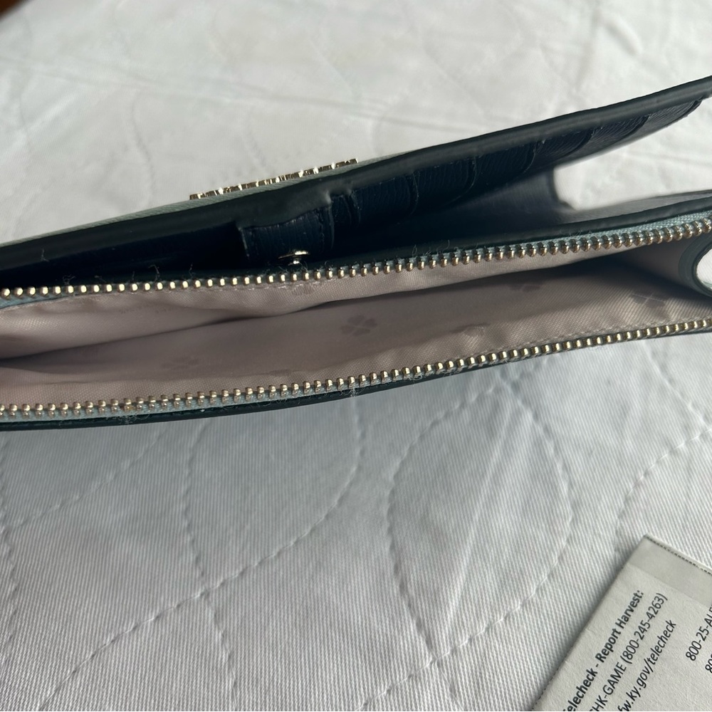 Kate Spade Spencer Continental Wristlet Frosted Spearmint EUC - Picture 7 of 11